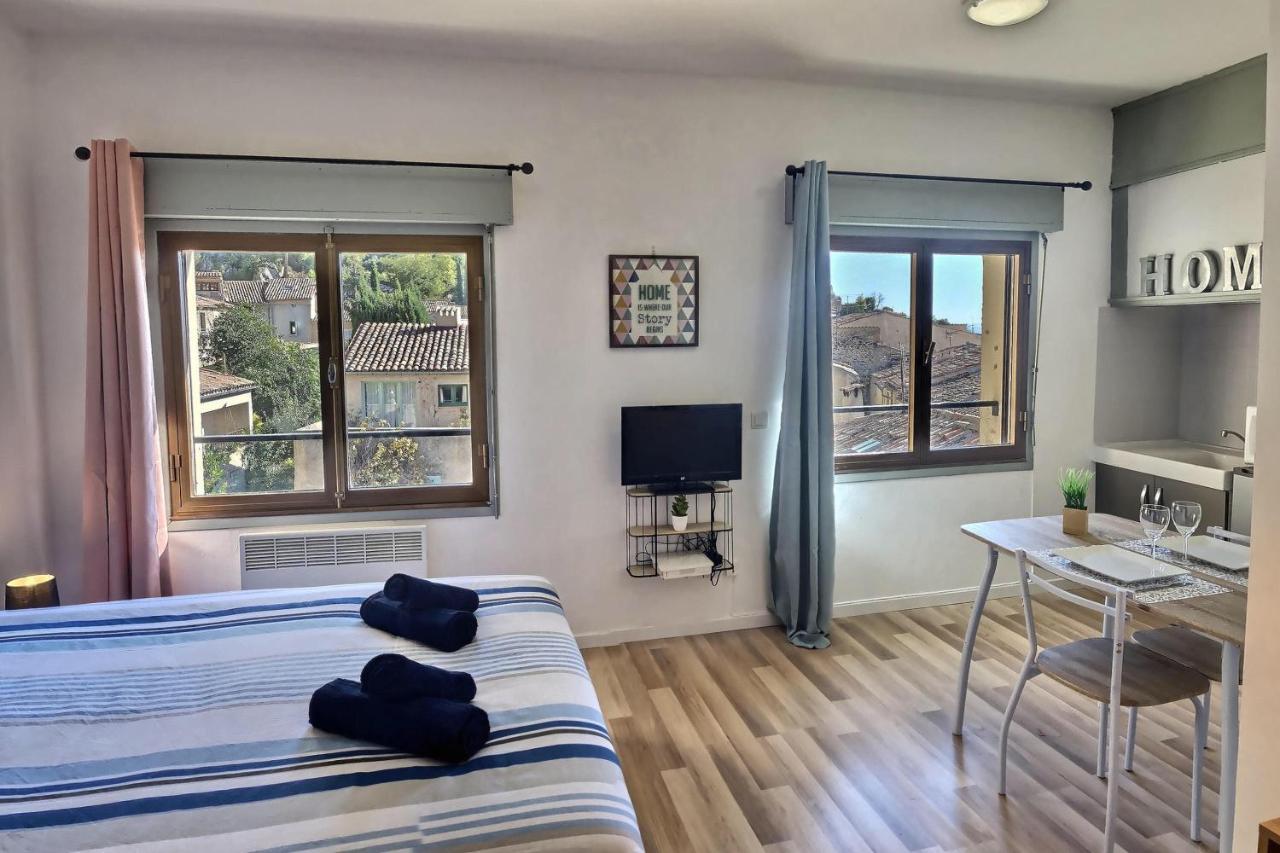 Studio Vue Sur Les Toits, Lumineux Moustiers #2 ภายนอก รูปภาพ
