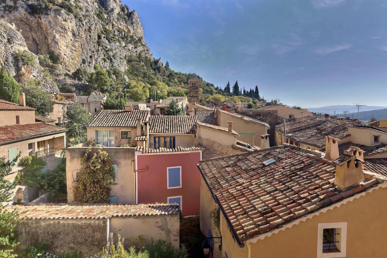 Studio Vue Sur Les Toits, Lumineux Moustiers #2 ภายนอก รูปภาพ
